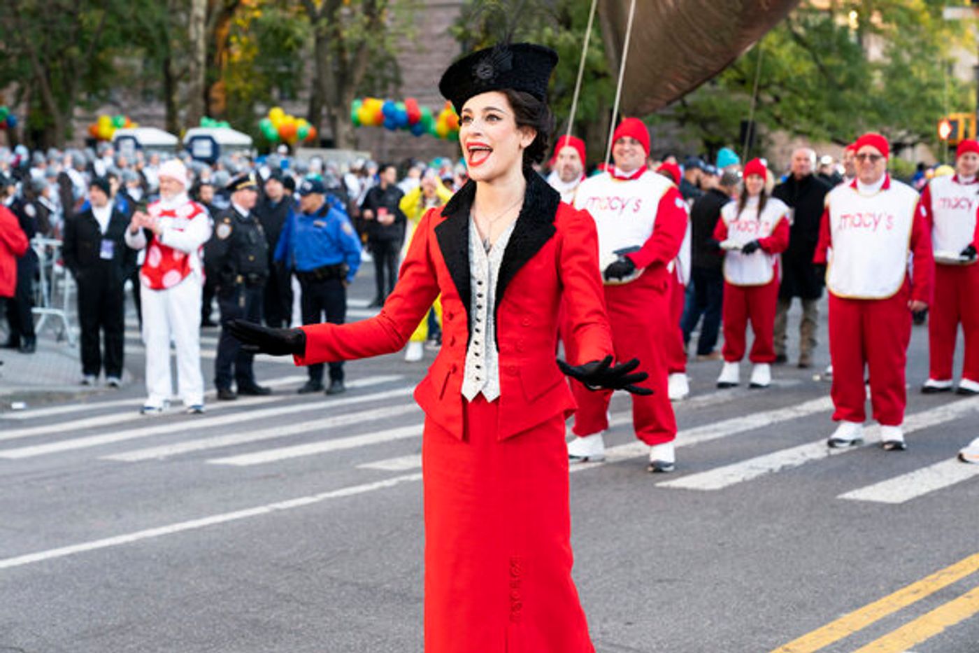 Photos: Broadway Comes to the Macy's Thanksgiving Day Parade  Image
