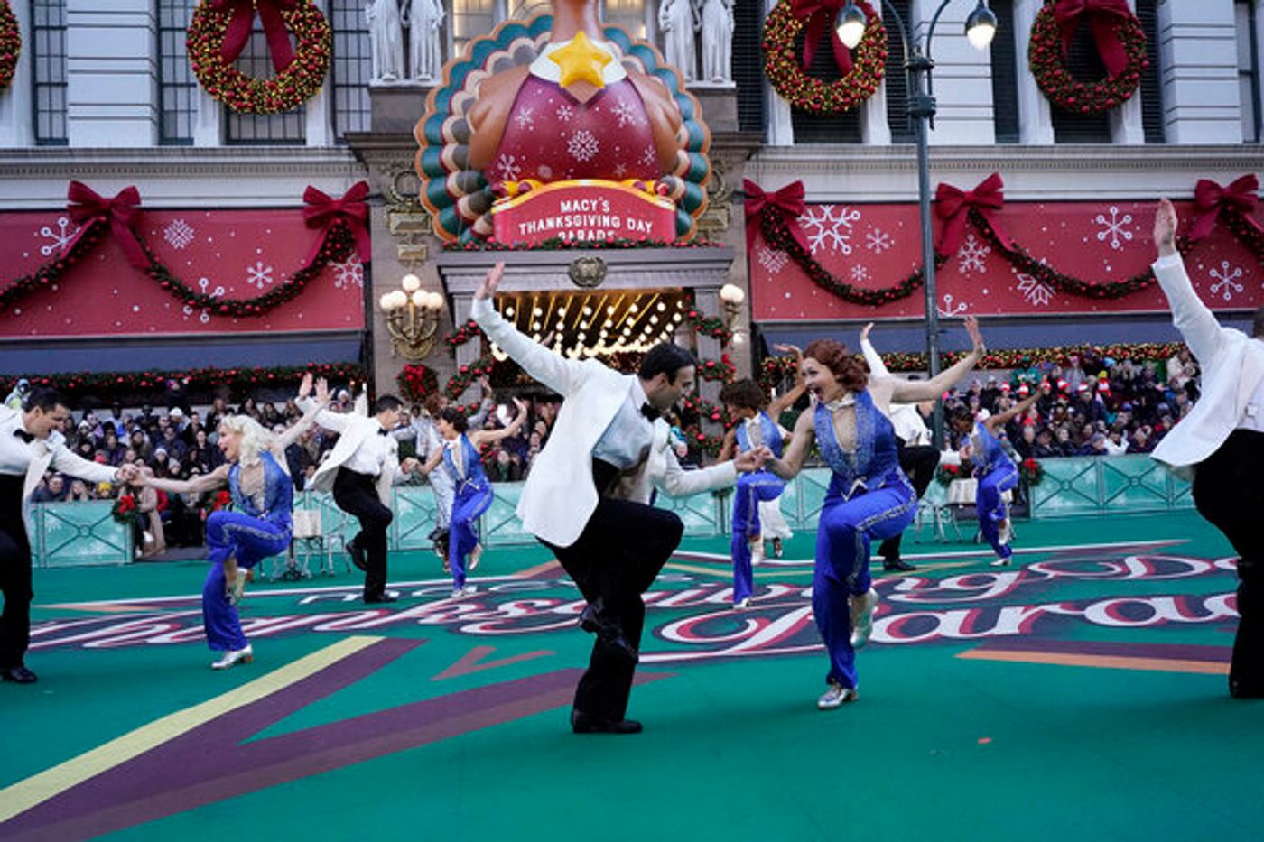 Photos: Broadway Comes to the Macy's Thanksgiving Day Parade  Image
