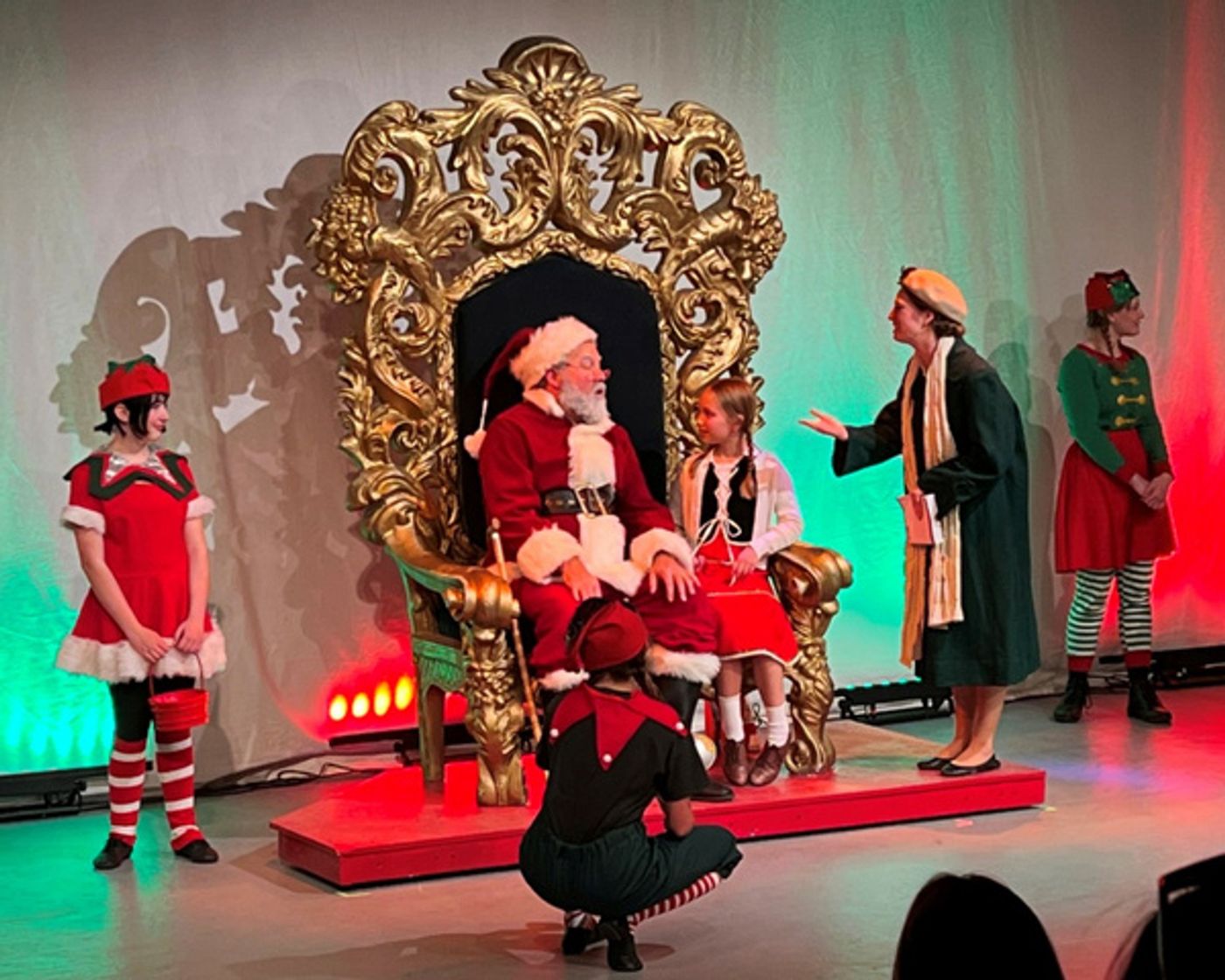 Photos: First Look At MIRACLE ON 34TH STREET At Theatrikos  Image