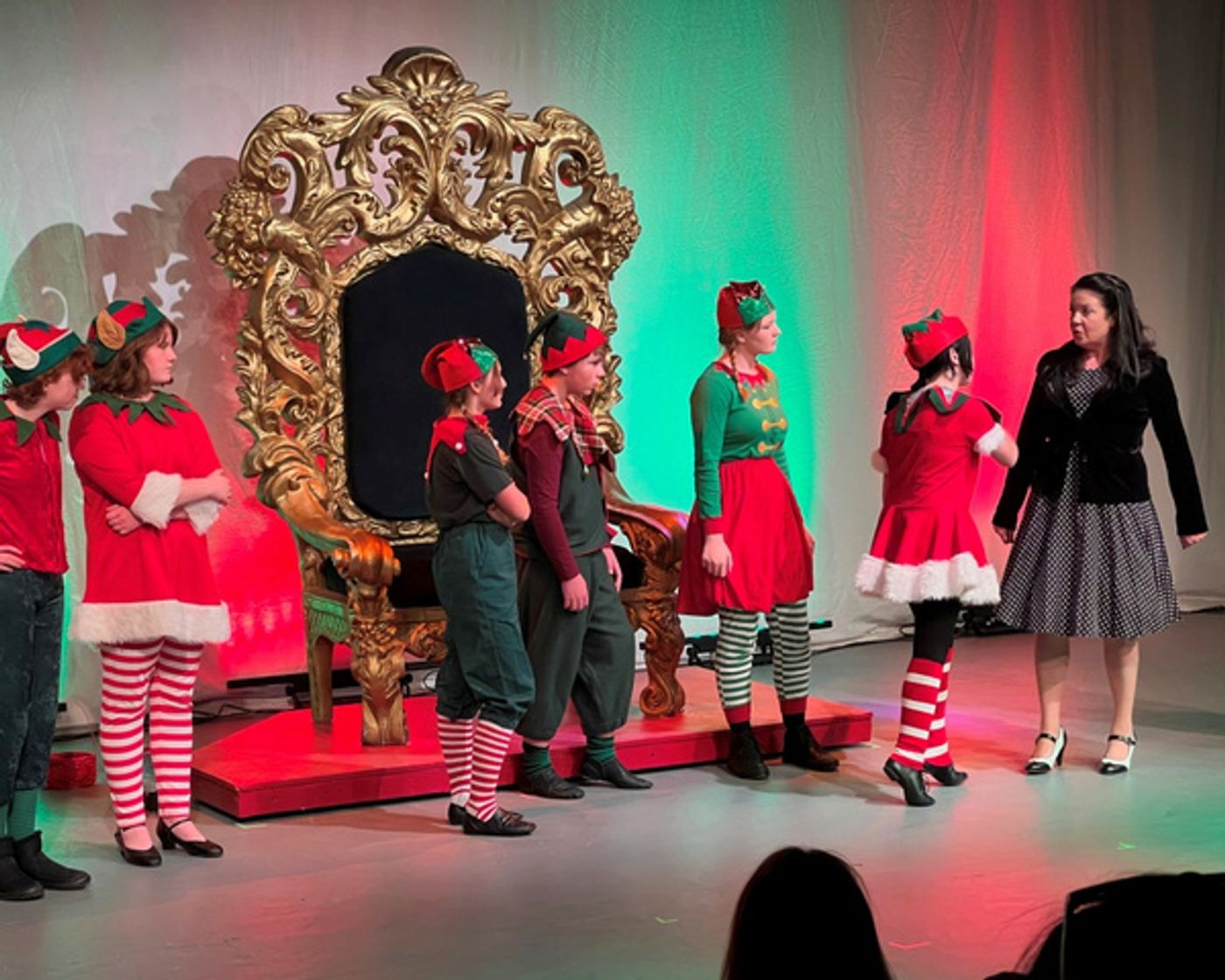 Photos: First Look At MIRACLE ON 34TH STREET At Theatrikos  Image