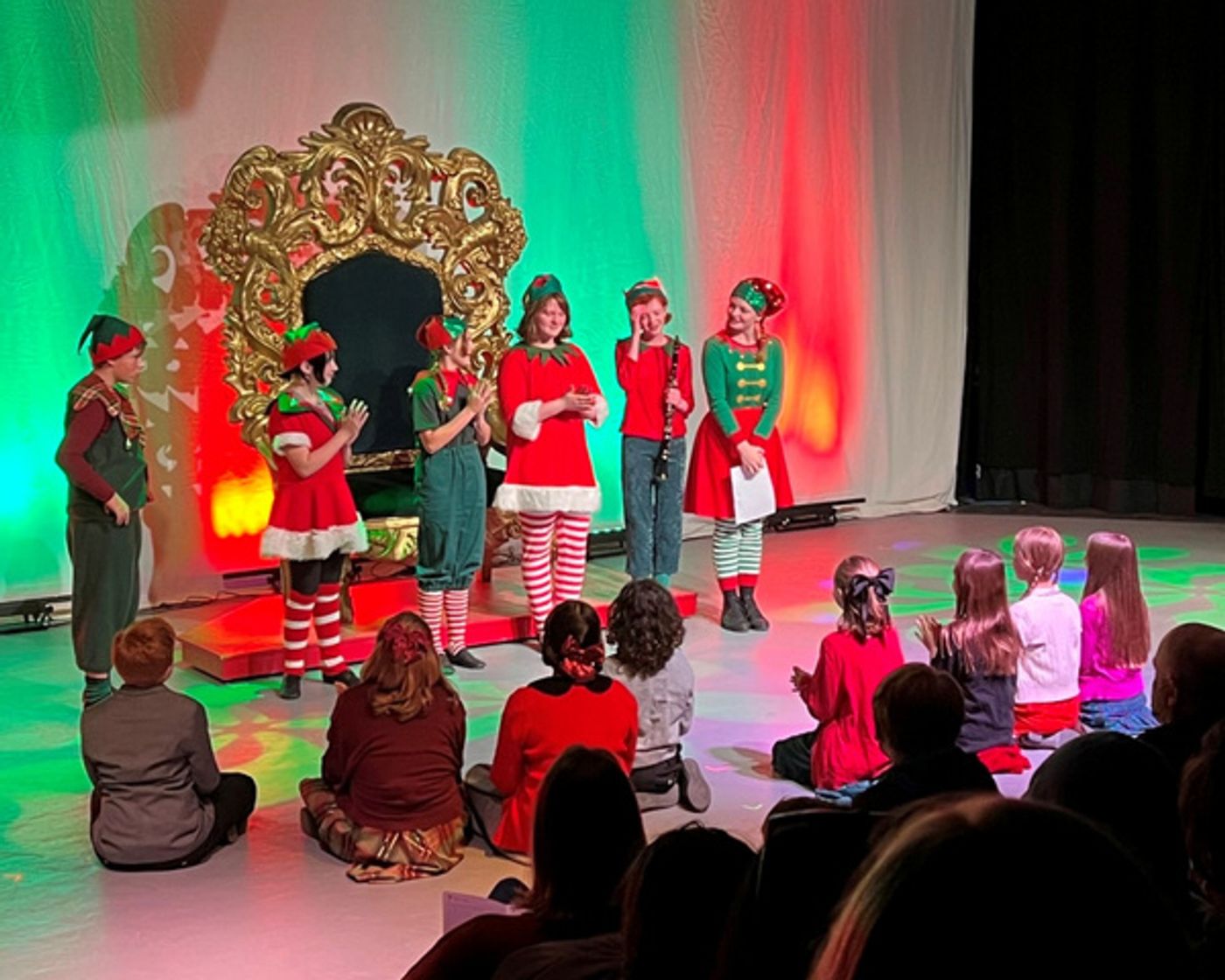 Photos: First Look At MIRACLE ON 34TH STREET At Theatrikos  Image