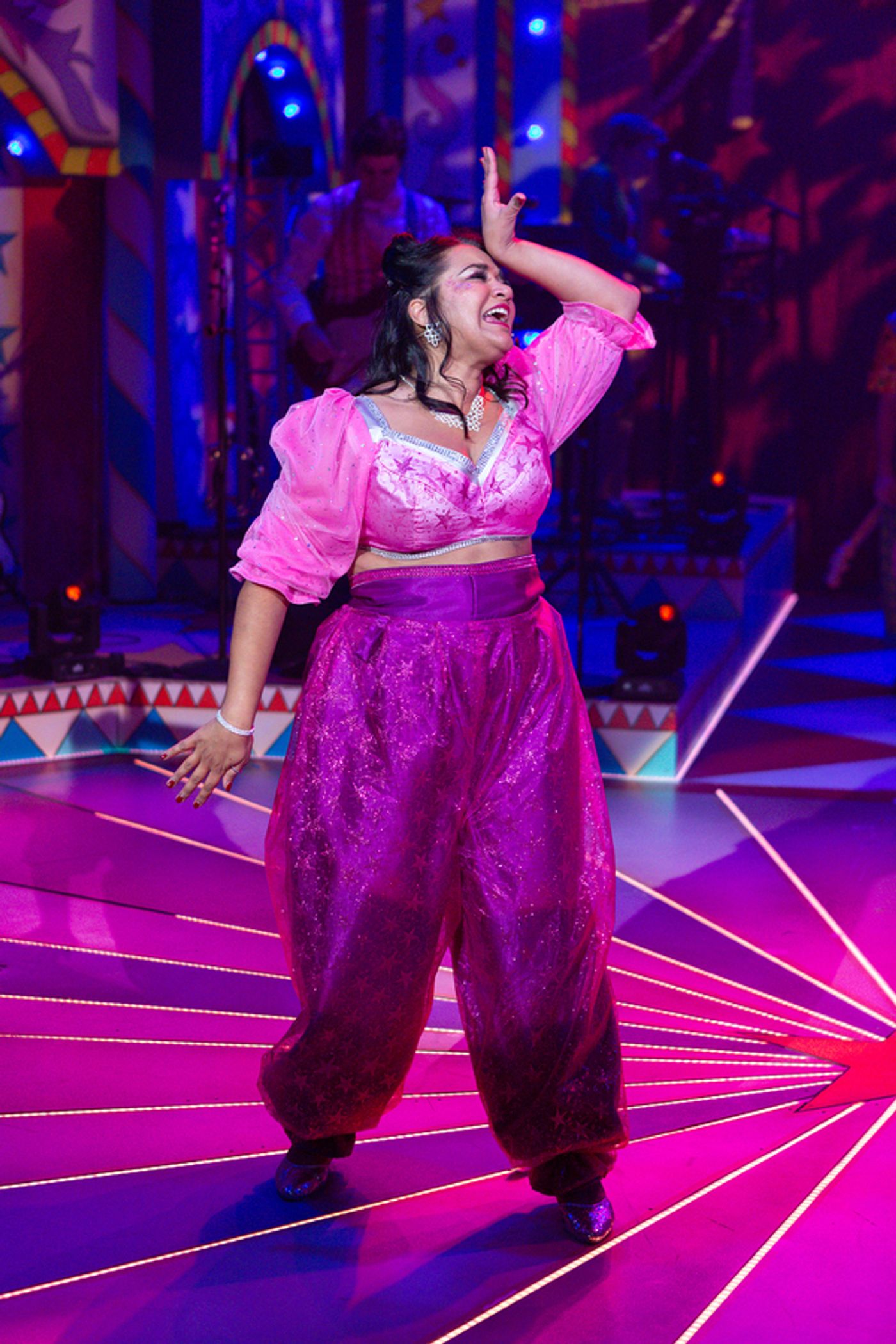 Photos: First Look At GOLDILOCKS AND THE THREE BEARS At The New Wolsey Theatre Ipswich  Image