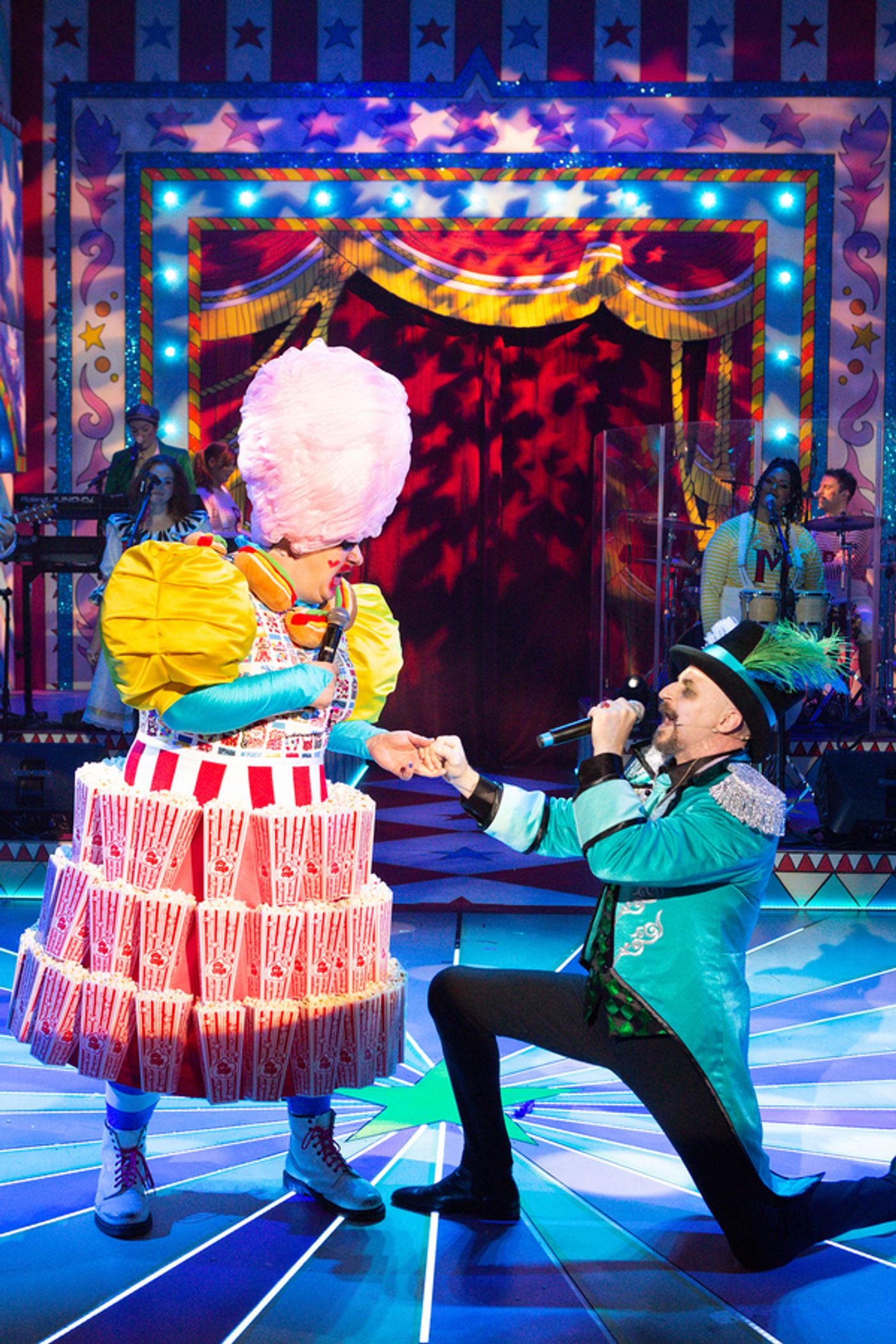 Photos: First Look At GOLDILOCKS AND THE THREE BEARS At The New Wolsey Theatre Ipswich  Image