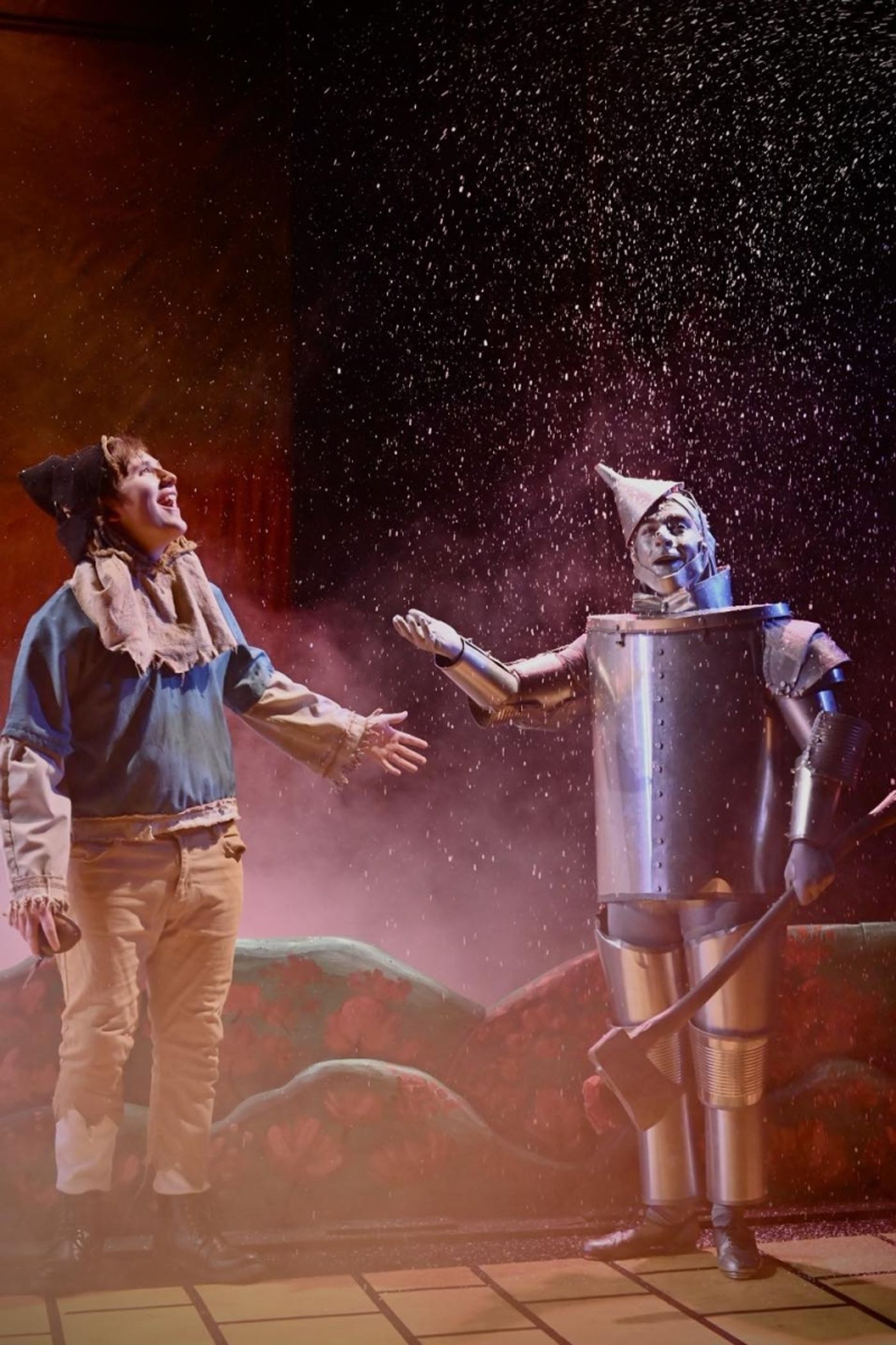 Review: THE WIZARD OF OZ at CM Performing Arts Center  Image