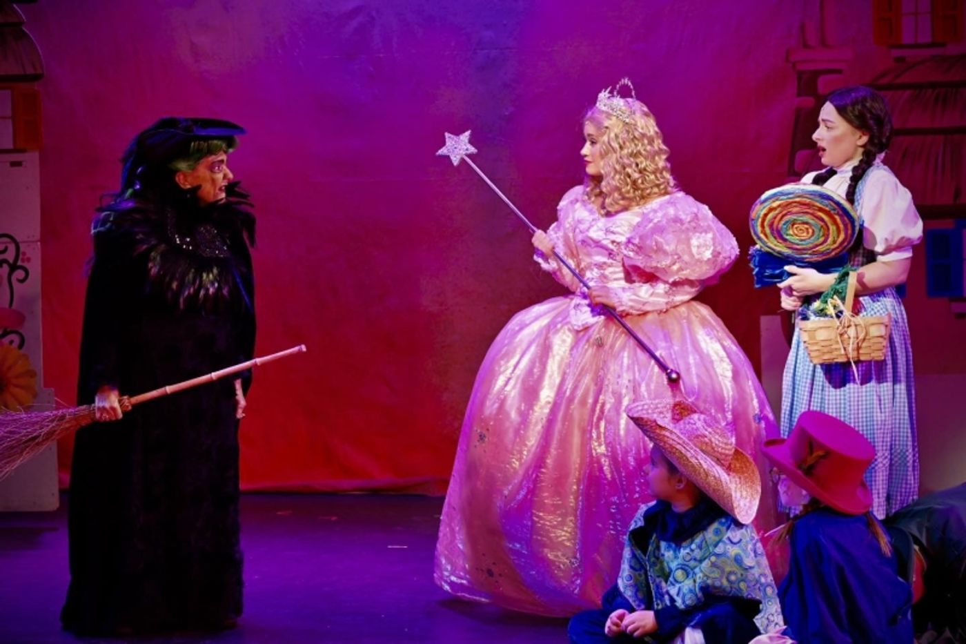 Review: THE WIZARD OF OZ at CM Performing Arts Center  Image