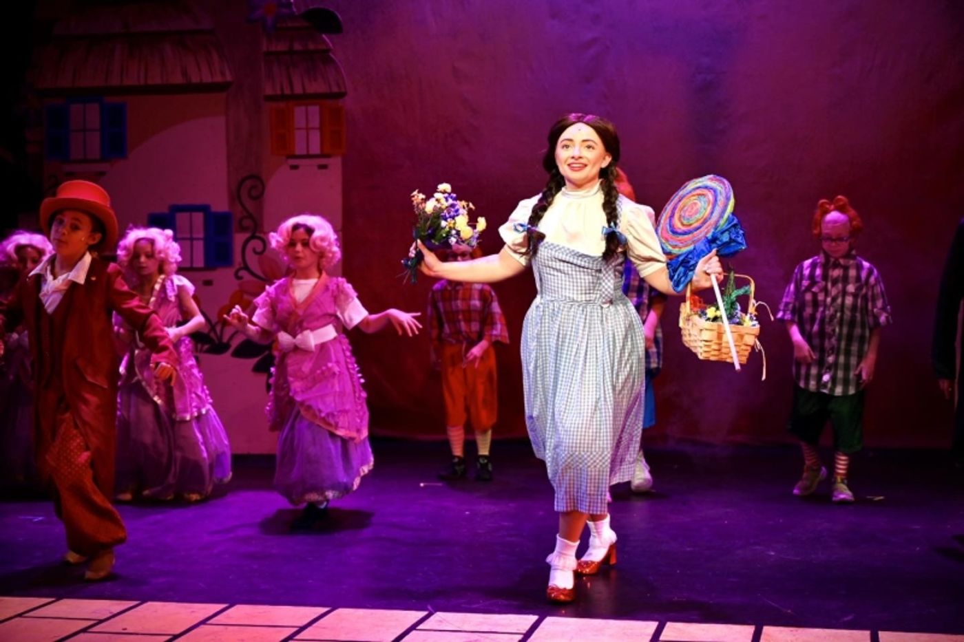 Review: THE WIZARD OF OZ at CM Performing Arts Center  Image