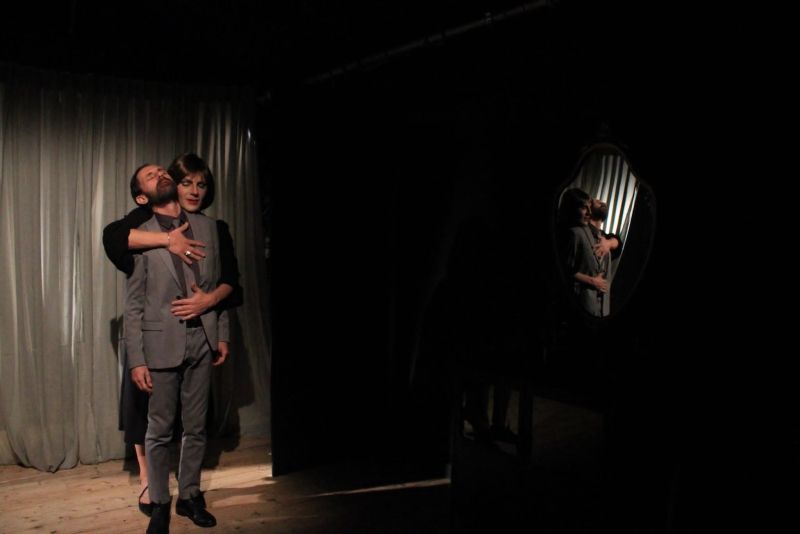 Review: APPUNTAMENTO A LONDRA al TEATROSOPHIA  Image