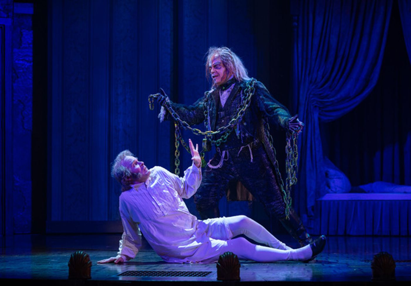 Photos: First Look at A CHRISTMAS CAROL at Milwaukee Repertory Theater  Image