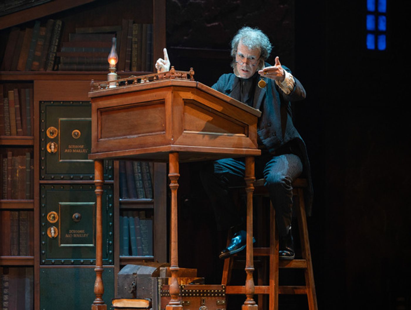 Photos: First Look at A CHRISTMAS CAROL at Milwaukee Repertory Theater  Image