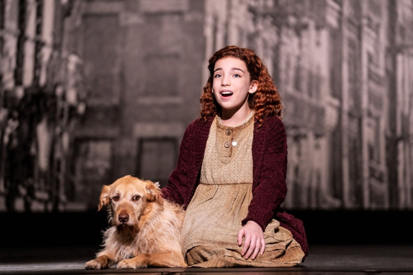 Review: ANNIE at Dolby Theatre  Image