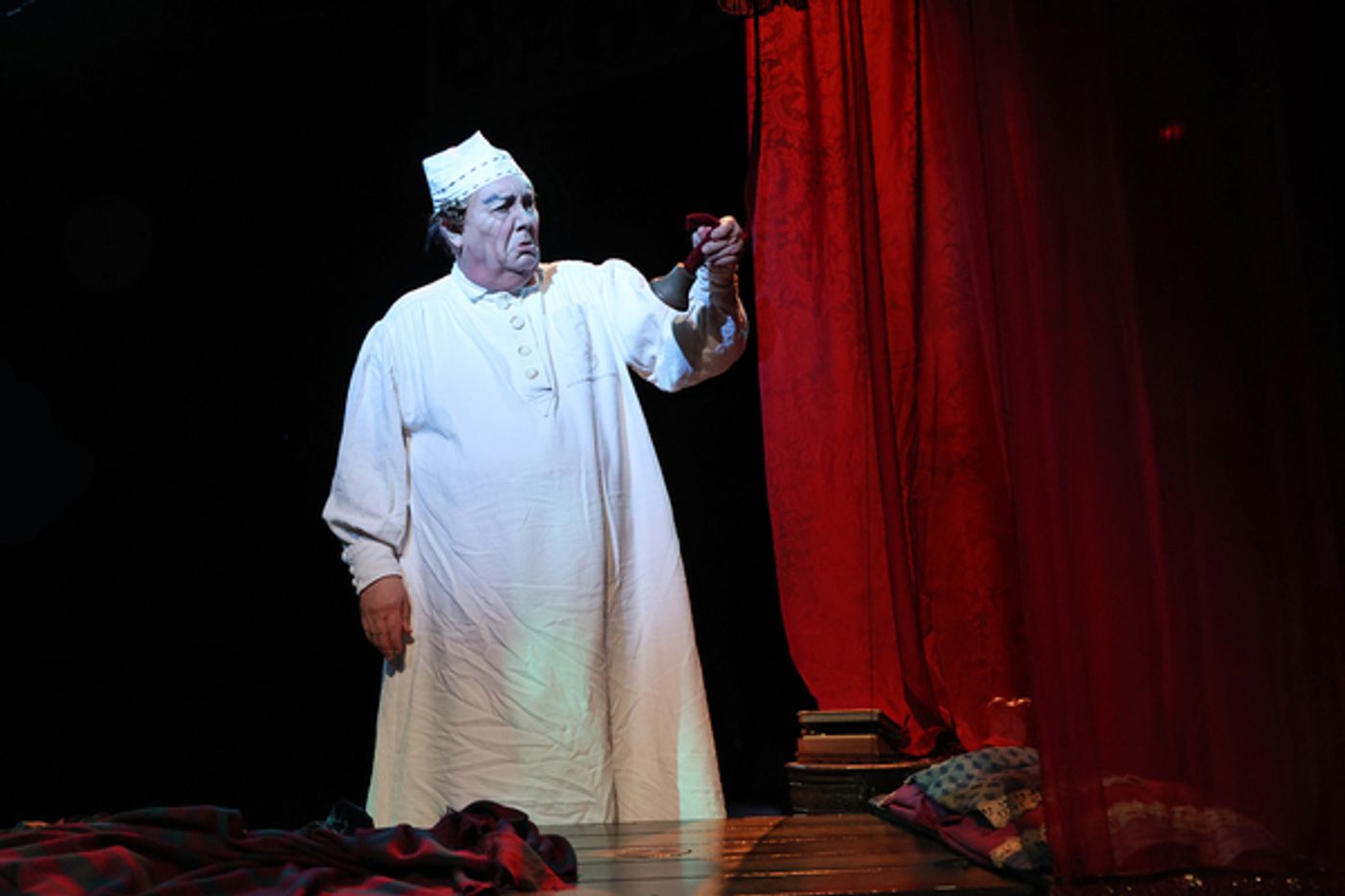 Photos: Get a First Look at A CHRISTMAS CAROL at North Shore Music Theatre  Image