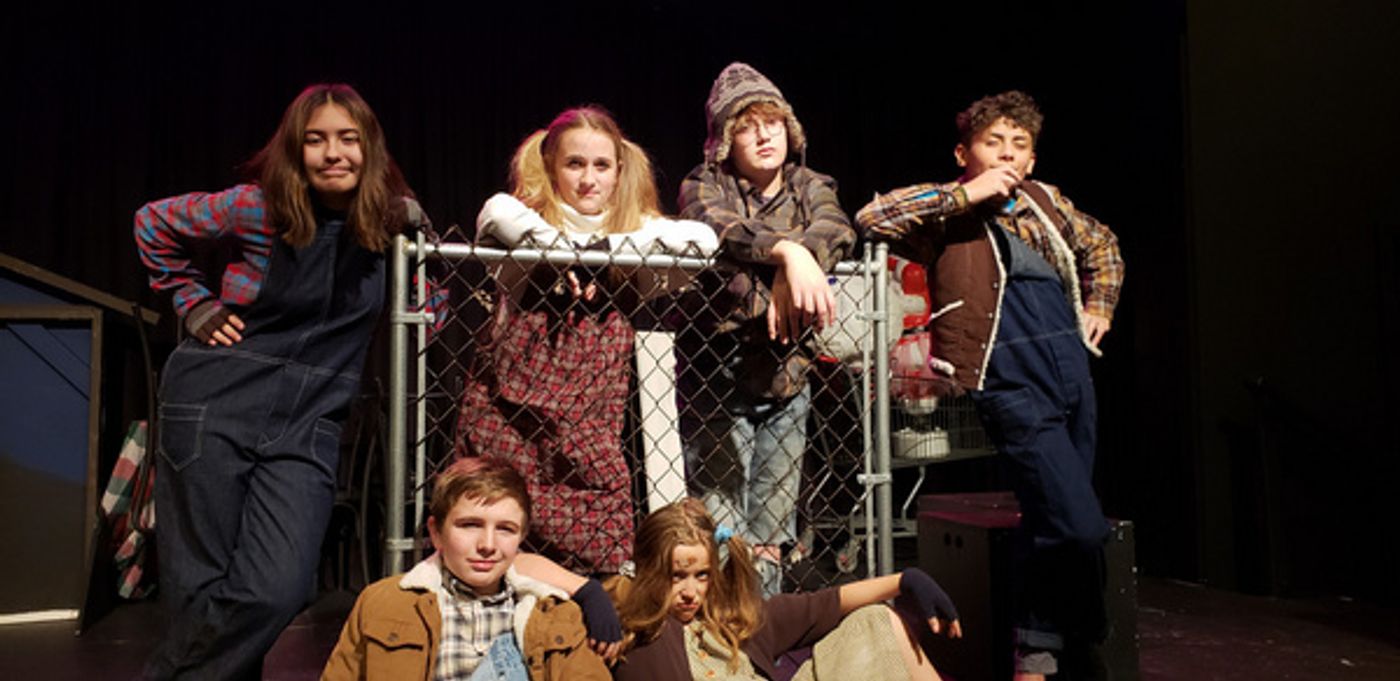 Photos: First Look At THE BEST CHRISTMAS PAGEANT EVER At The Majestic Theatre  Image