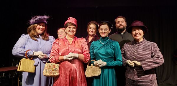 Carrie Dugan, Heather Armhold,  Allyson Holmes, Dara Brown, Ilana Peet, Scott Weller, Photo