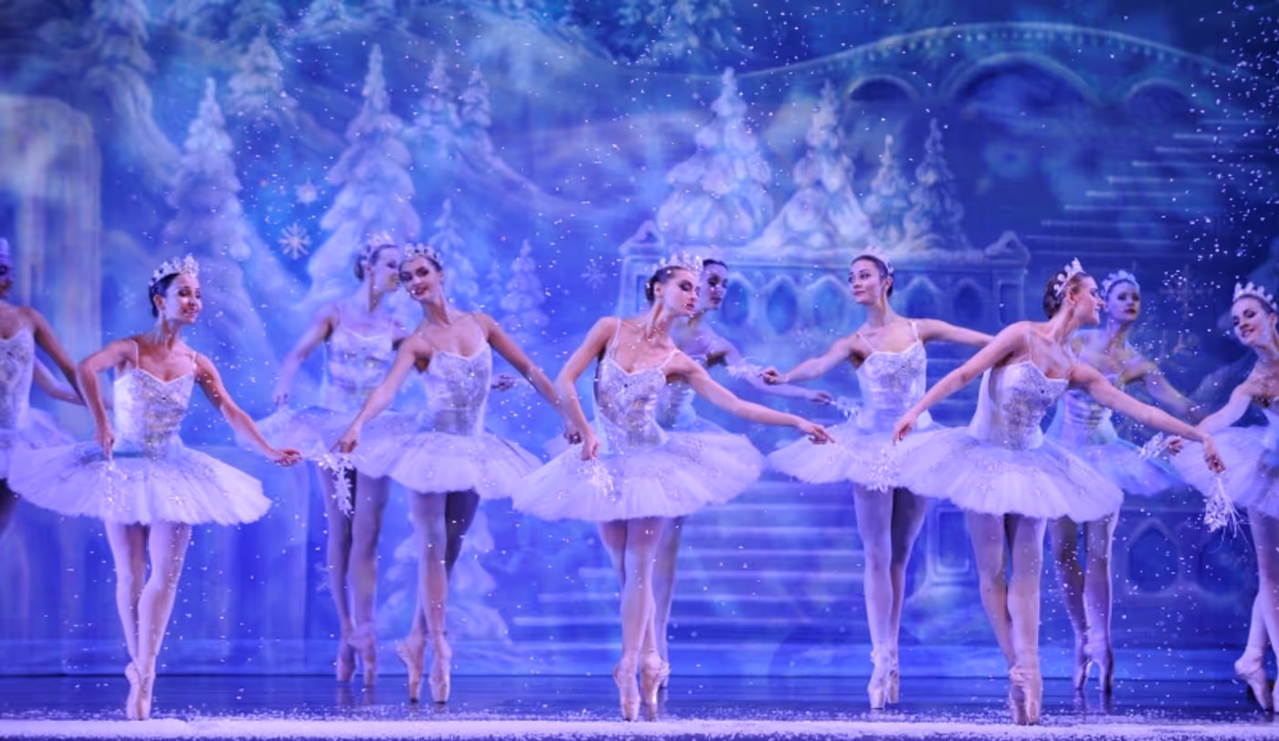 Review: Talmi Entertainment's NUTCRACKER! MAGICAL CHRISTMAS BALLET at Orpheum Theater Review: Talmi Entertainment's NUTCRACKER! MAGICAL CHRISTMAS BALLET at Orpheum Theater Image