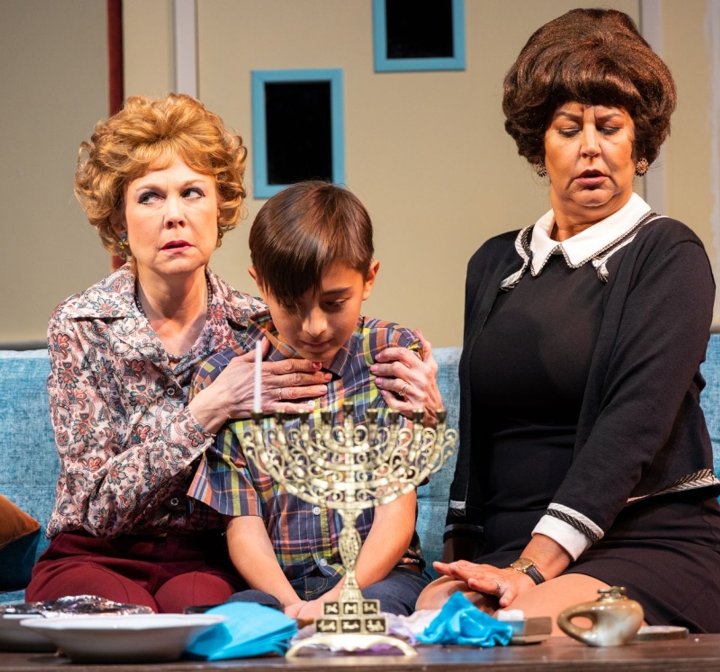 Review: DO NOT REMOVE LABEL is a Hilarious, Brilliant Piece of Theatre  Image