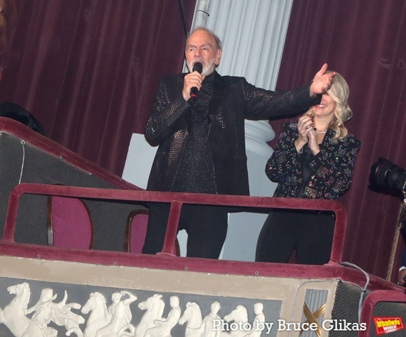 Photos: Neil Diamond Performs and Meets With the Cast at Opening Night of A BEAUTIFUL NOISE  Image