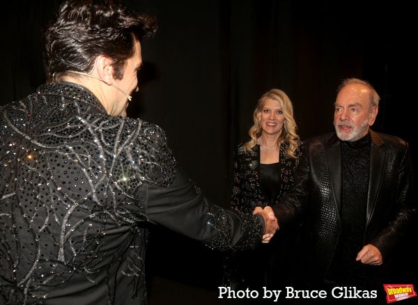 Photos: Neil Diamond Performs and Meets With the Cast at Opening Night of A BEAUTIFUL NOISE — photo 7 of 23
