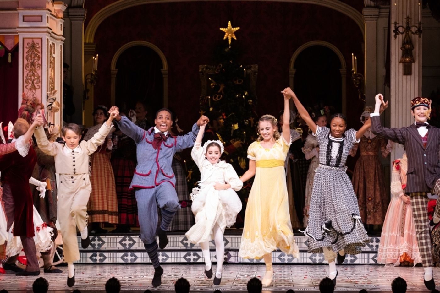 Review: Houston Ballet's THE NUTCRACKER Dazzles Audiences with Spectacle and Holiday Cheer at the Wortham Theater Center  Image
