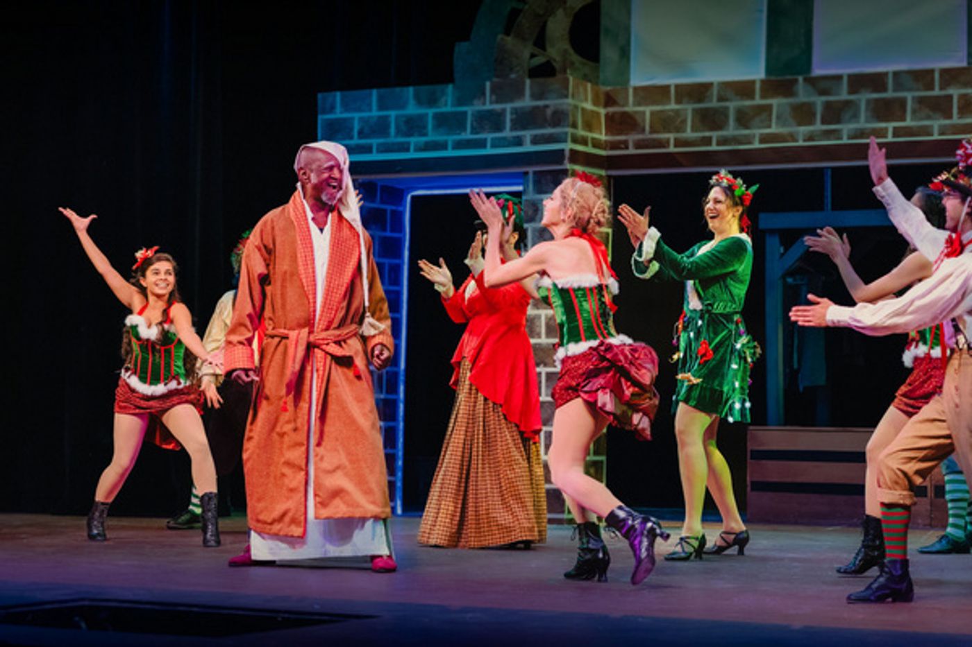 Photos: See New Images of A CHRISTMAS CAROL THE MUSICAL at The Public Theater of San Antonio  Image