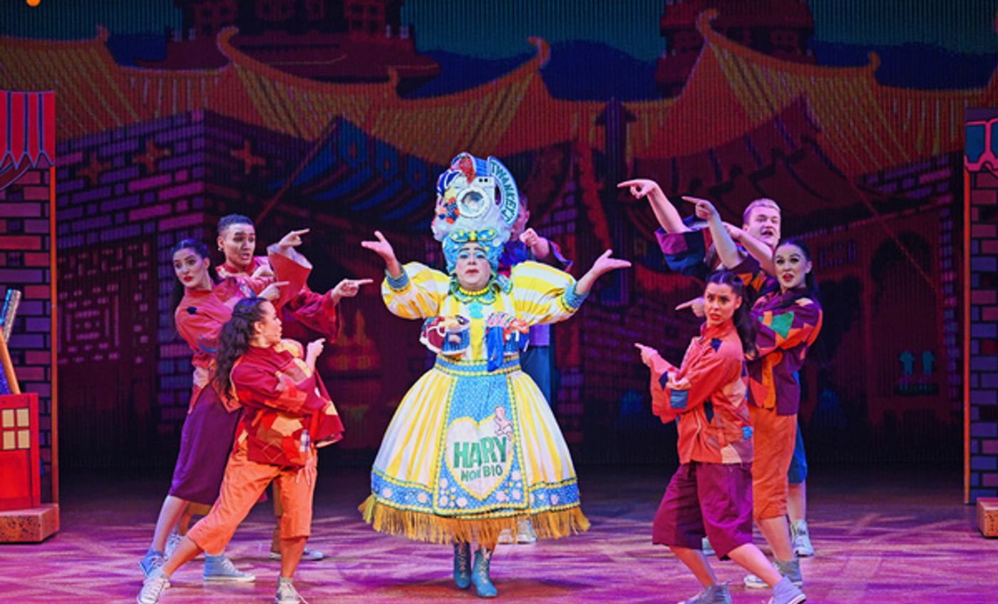 Photos & Video: First Look at ALADDIN Panto at Wolverhampton Grand Theatre  Image