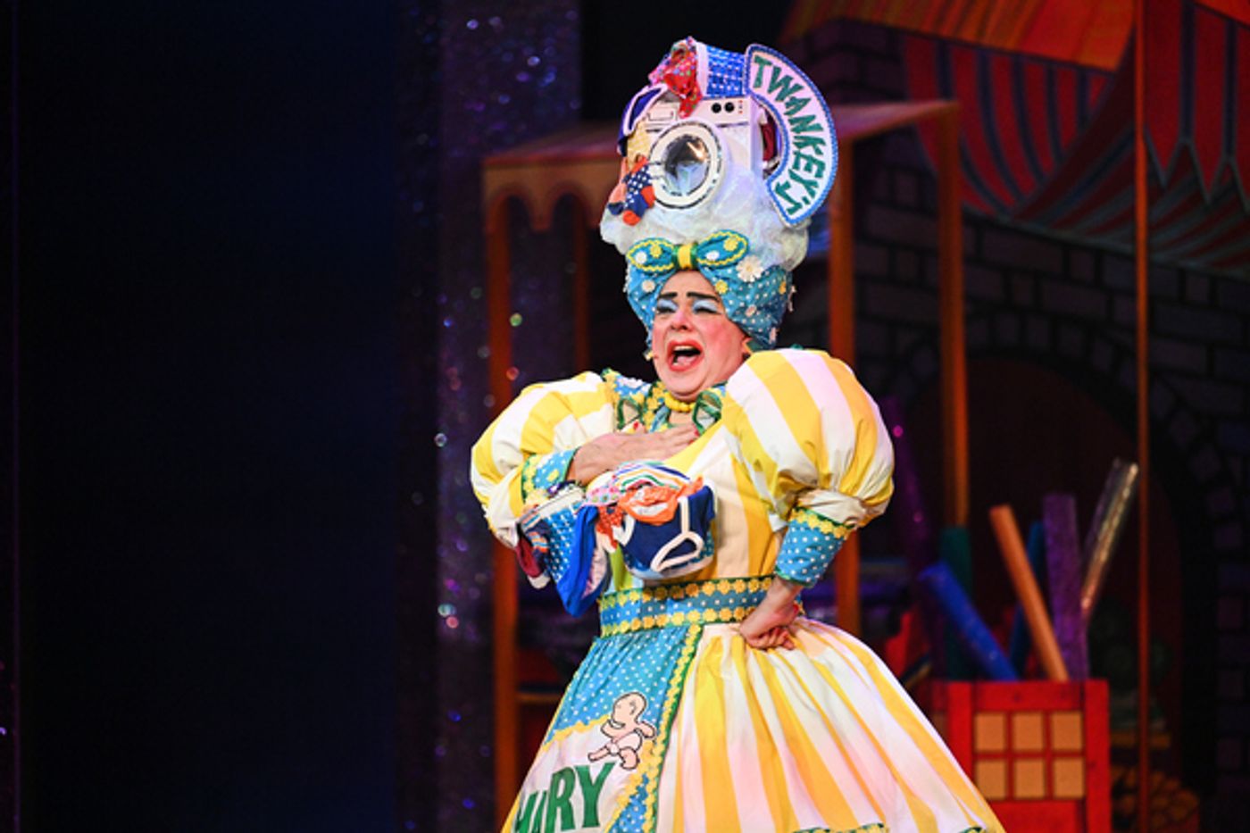 Photos & Video: First Look at ALADDIN Panto at Wolverhampton Grand Theatre  Image