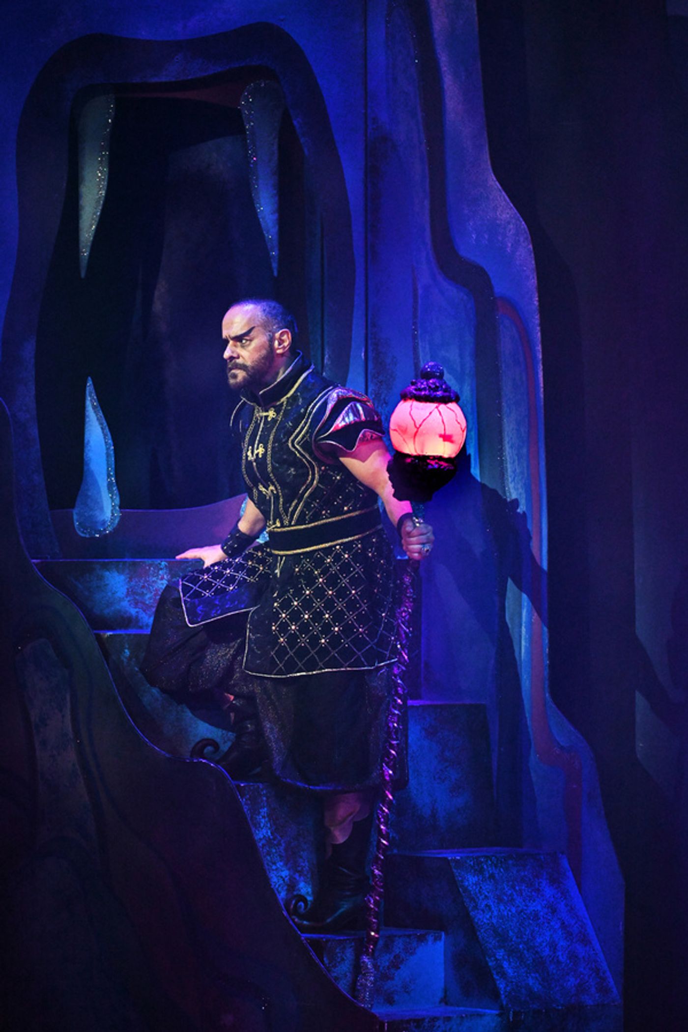 Photos & Video: First Look at ALADDIN Panto at Wolverhampton Grand Theatre  Image