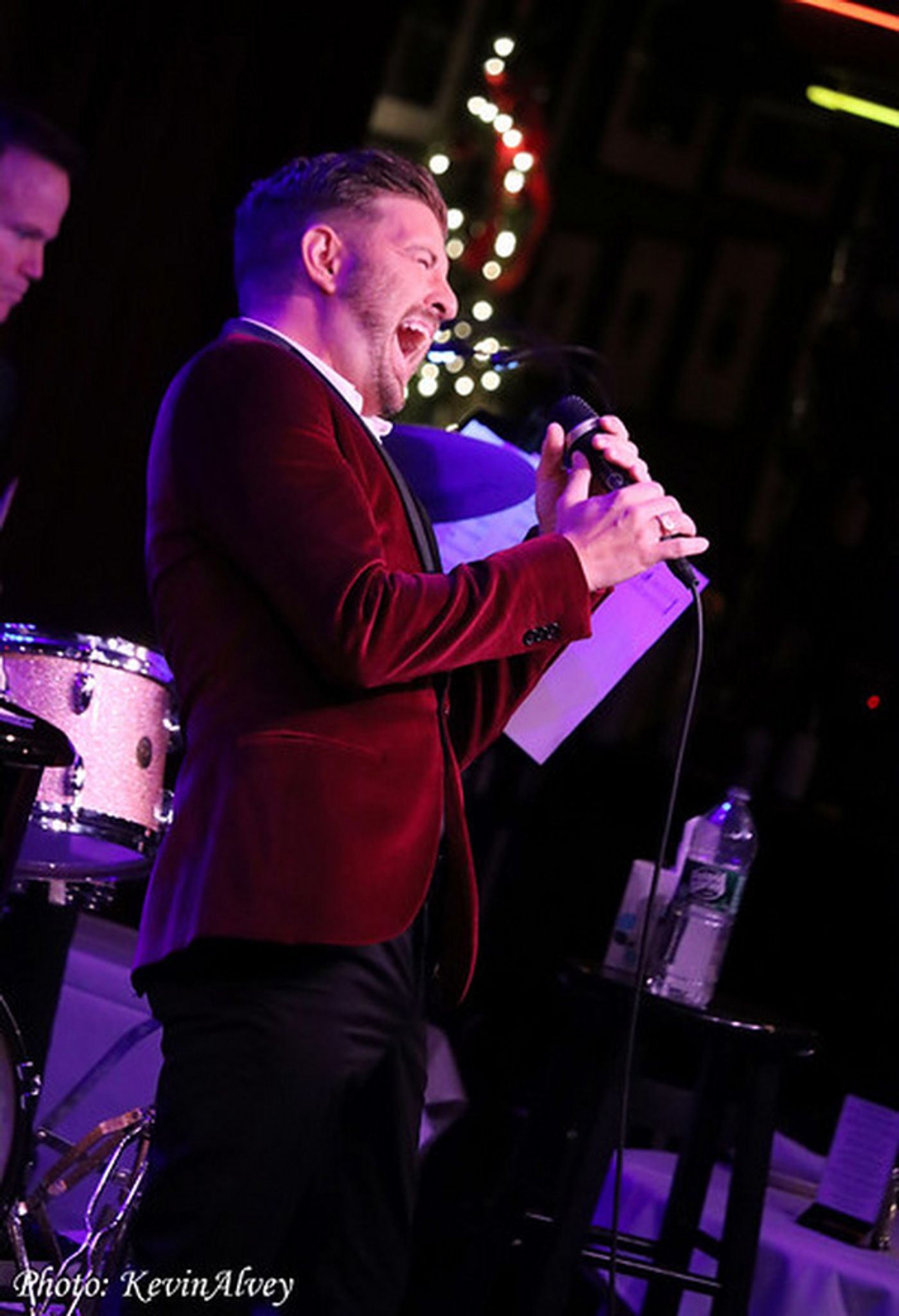 Photos: THE VOICE Runner-Up Billy Gilman Storms The Birdland Stage With A Holiday Show!  Image