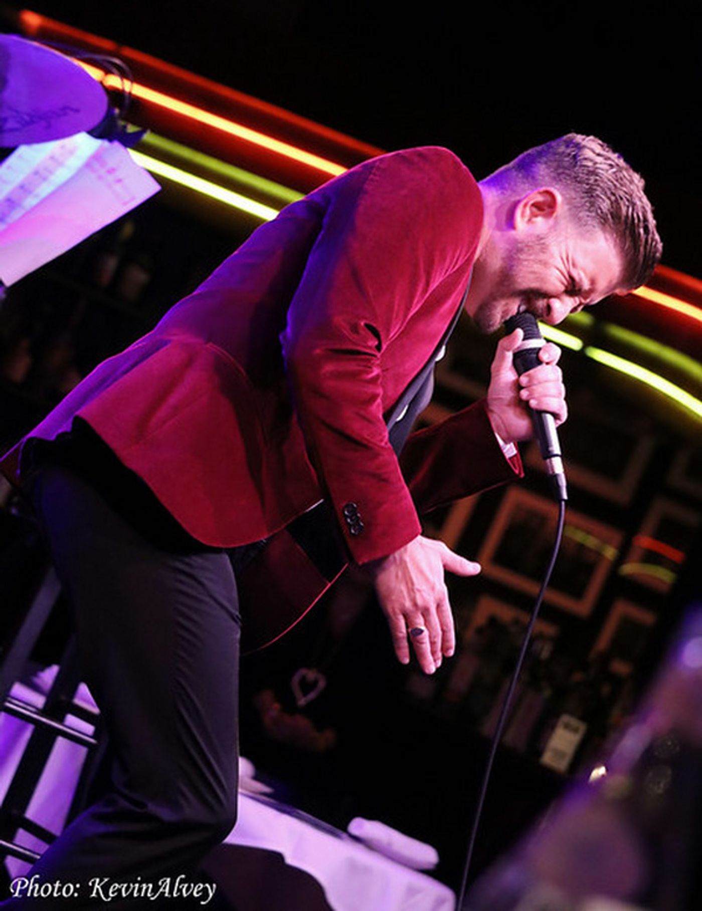 Photos: THE VOICE Runner-Up Billy Gilman Storms The Birdland Stage With A Holiday Show!  Image