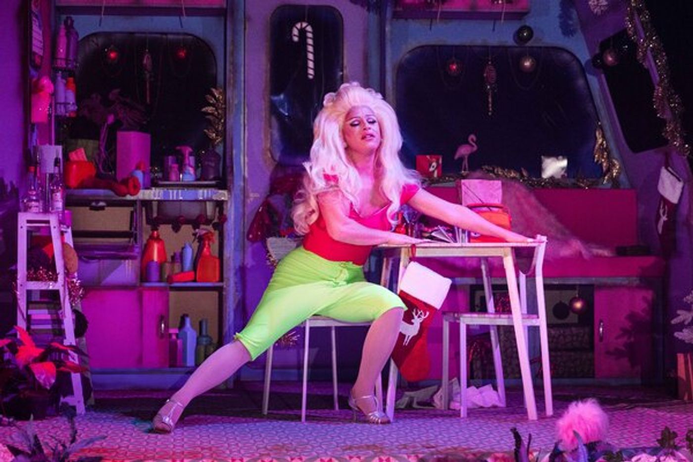 Photos/Video: First Look at Miz Cracker in WHO'S HOLIDAY  Image