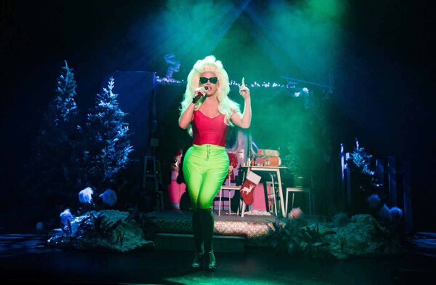 Photos/Video: First Look at Miz Cracker in WHO'S HOLIDAY  Image