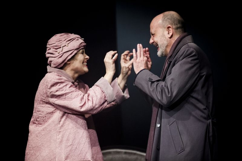 Review: EDITH PIAF L'USIGNOLO NON CANTA PIÙ all' OFF/OFF THEATRE Review: EDITH PIAF L'USIGNOLO NON CANTA PIÙ all' OFF/OFF THEATRE Image