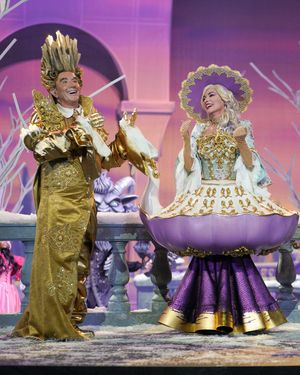 Martin Short and Shania Twain @ BroadwayWorld Martin Short and Shania Twain Photo