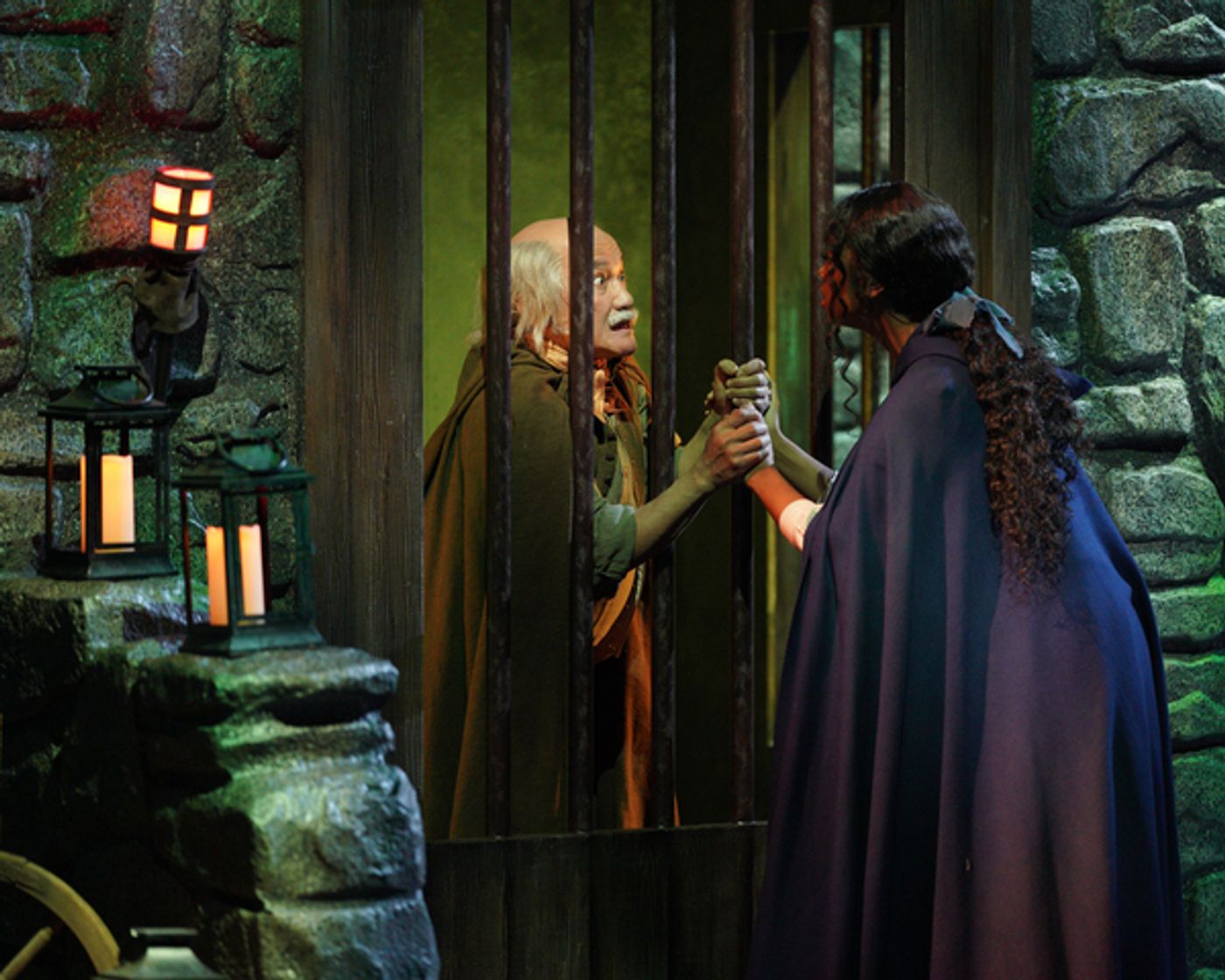 Photos: New Stills of Joshua Henry, H.E.R. & More in BEAUTY & THE BEAST: A 30TH CELEBRATION  Image