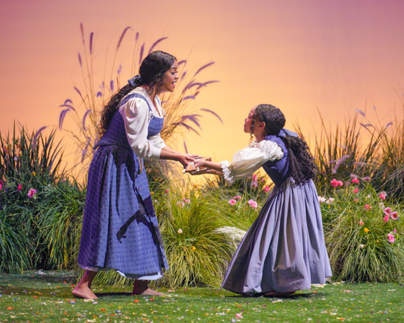 Photos: New Stills of Joshua Henry, H.E.R. & More in BEAUTY & THE BEAST: A 30TH CELEBRATION  Image