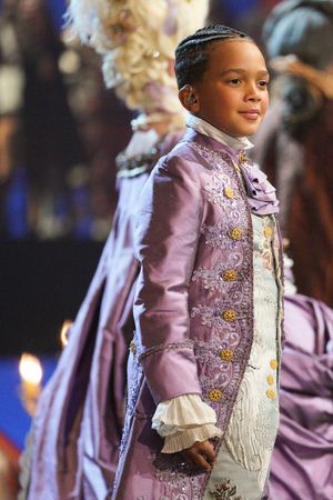 Leo Abelo Perry Photo