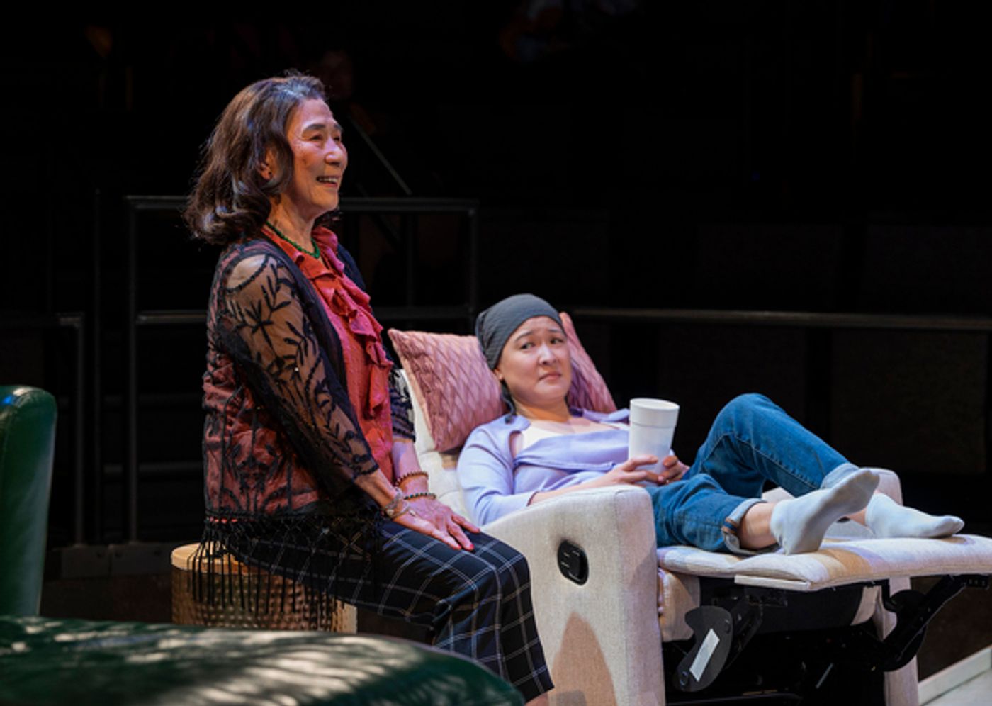Photos: First Look at the World Premiere of BALD SISTERS at Steppenwolf Theatre Company  Image