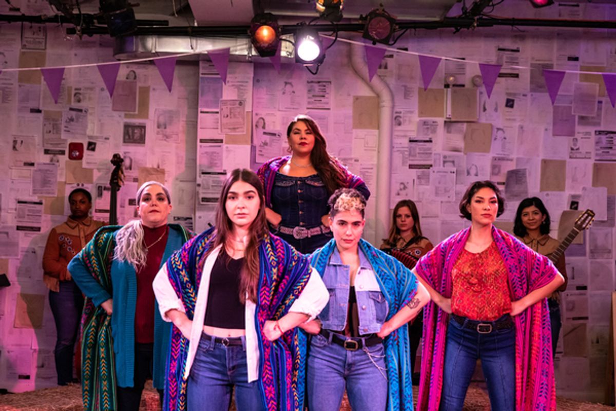 Jordyn Davis, Cecilia Cantu, Mayelah Barrera, Florencia Cuenca, Sara Ornelas, Larissa Reyes Arzate, Jhoely Garay at 