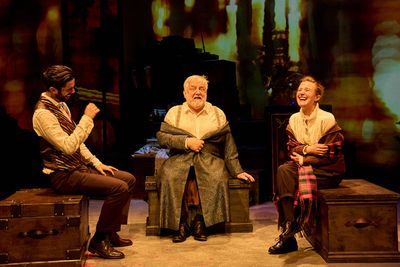Simon Russell Beale, Eben Figueiredo, Lyndsey Marshal Photo