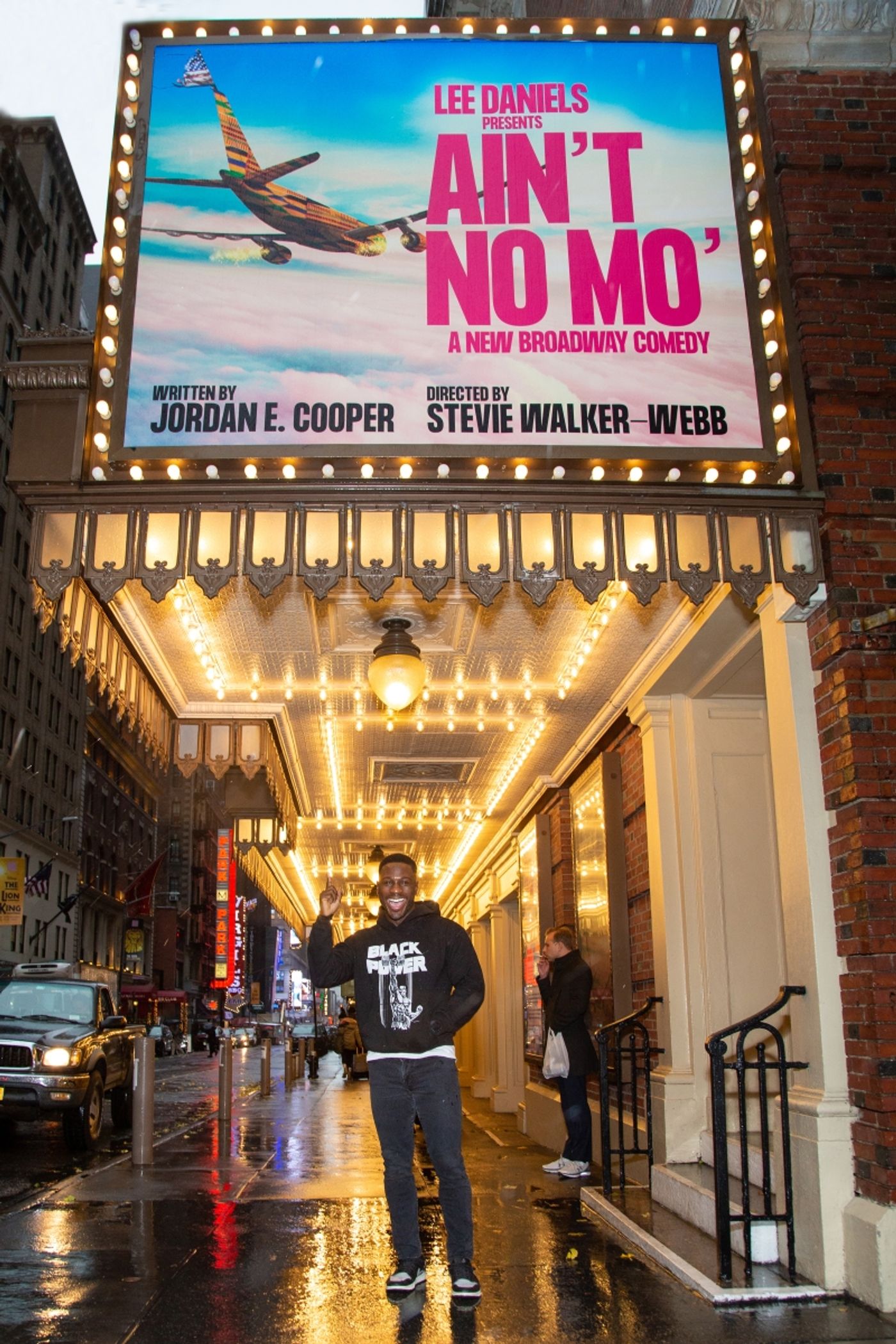 Words From The Wings: Marchánt Davis of AIN'T NO MO' Shares His Favorite Moments to Watch From Backstage, and More!  Image