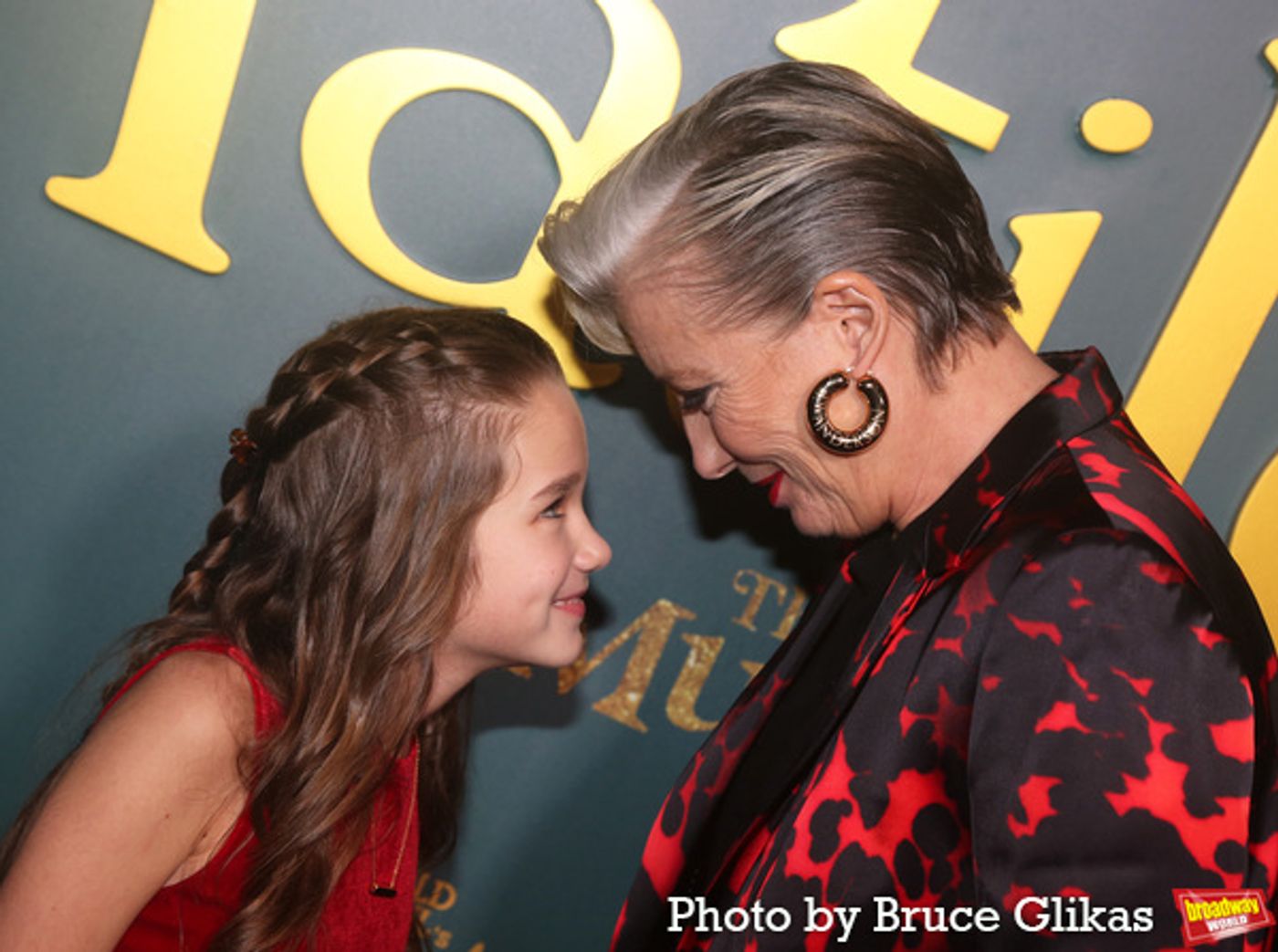 Photos: On the Red Carpet for the NYC Premiere of MATILDA THE MUSICAL  Image