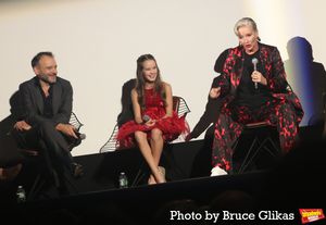 Matthew Warchus, Alisha Weir and Emma Thompson Photo