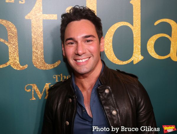 Photos: On the Red Carpet for the NYC Premiere of MATILDA THE MUSICAL — photo 50 of 57