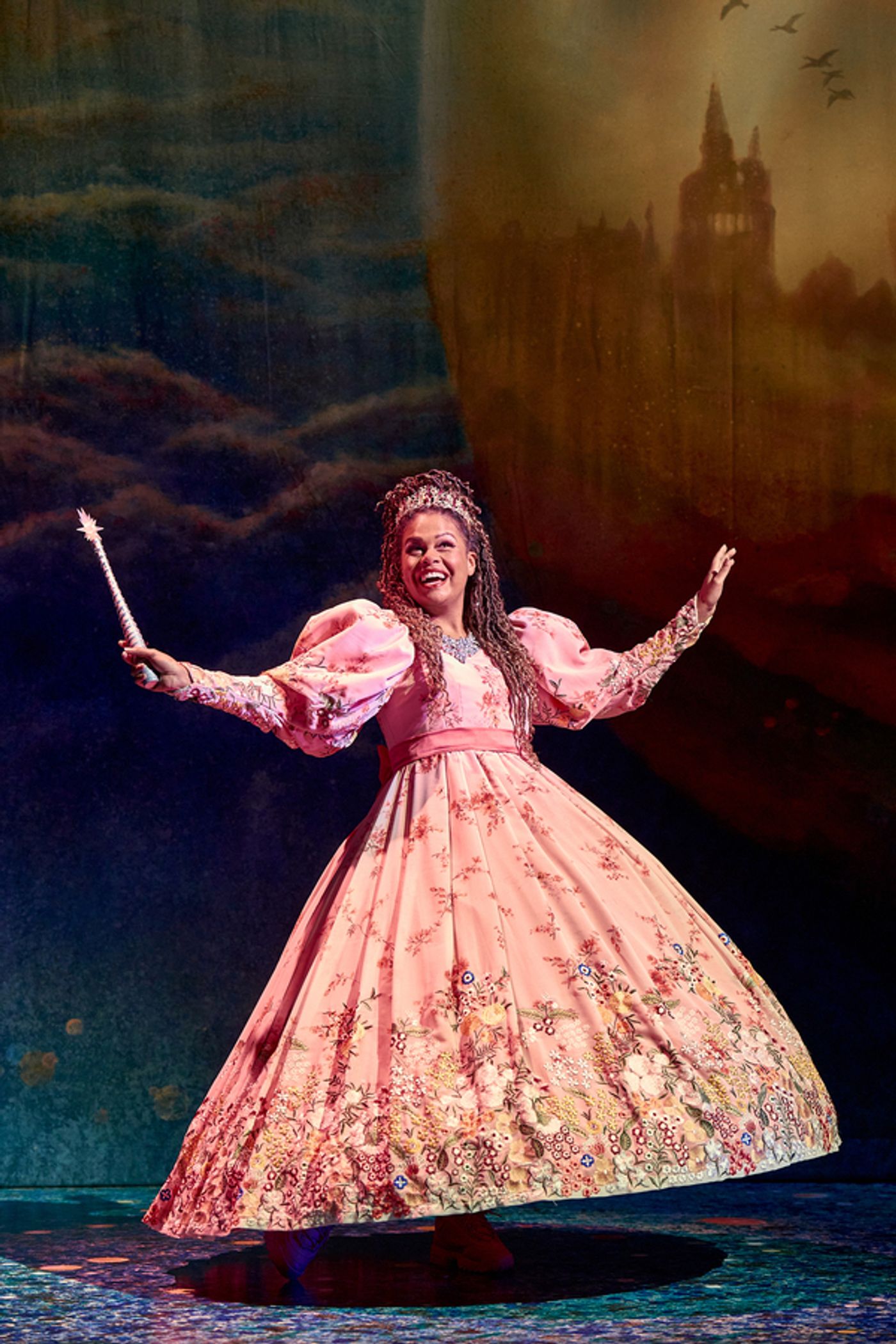 Photos: First Look at Ian McKellen, John Bishop & More in MOTHER GOOSE UK & Ireland Tour  Image