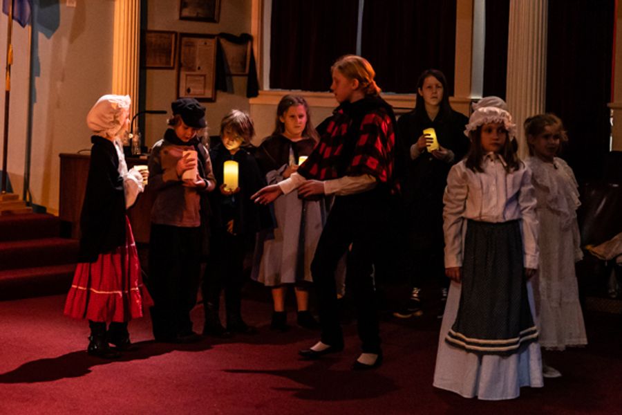 Photos: First look at Rise Up Art Alliance's A CHRISTMAS CAROL Image