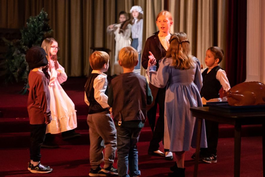 Photos: First look at Rise Up Art Alliance's A CHRISTMAS CAROL Image