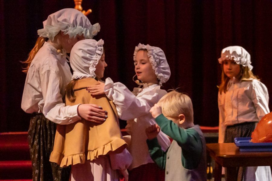 Photos: First look at Rise Up Art Alliance's A CHRISTMAS CAROL Image