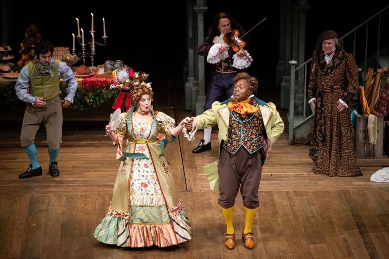 A CHRISTMAS CAROL Remains a Splendidly Festive Tradition  Image