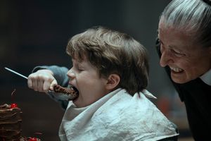 Charlie Hodson-Prior as Bruce Bogtrotter, Emma Thompson as Agatha Trunchbull @ BroadwayWorld Charlie Hodson-Prior as Bruce Bogtrotter, Emma Thompson as Agatha Trunchbull Photo