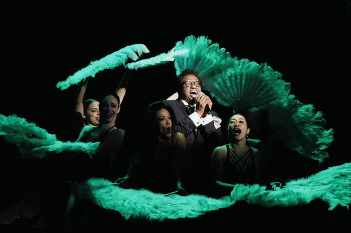 Photos: Carly Hughes, Gabrielle Ruiz & More Help Raise $50,000 For The Homeless In LA at Broadway To The Rescue  Image