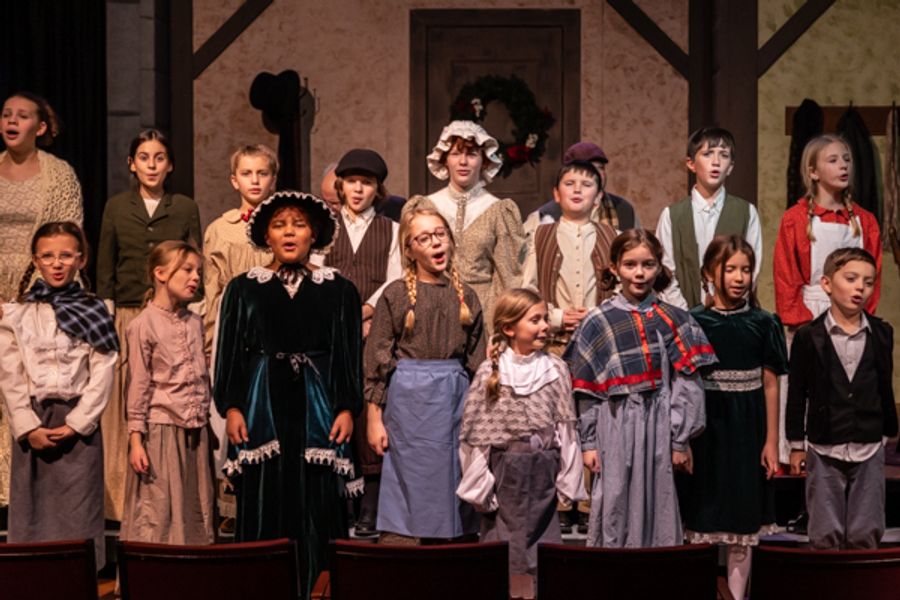 Photos: First look at Hilliard Arts Council's A CHRISTMAS CAROL Image